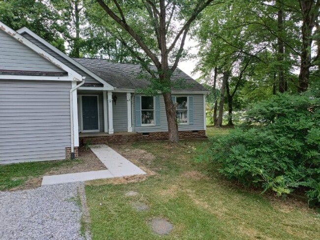 10224 Ridgerun Rd in Chesterfield, VA - Building Photo - Building Photo