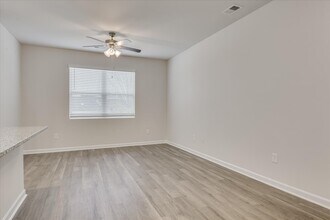 1040 Quaint Parish Cir in Graniteville, SC - Building Photo - Building Photo