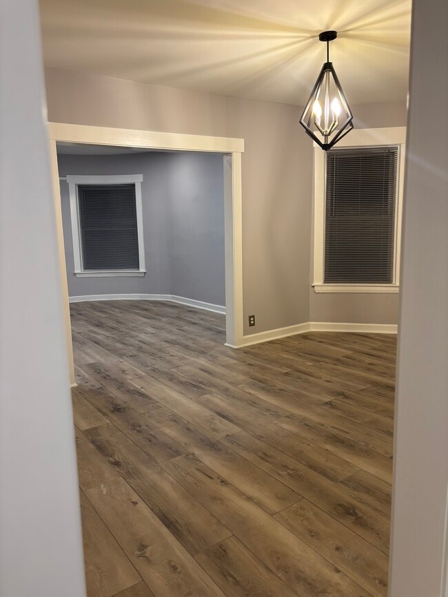 6344 S Vernon Ave, Unit Vernon 2 Bed in Chicago, IL - Building Photo - Building Photo