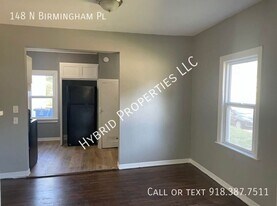 148 N Birmingham Pl in Tulsa, OK - Building Photo