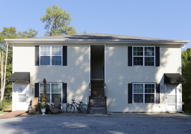 6 Montclair Ct in Columbus, GA - Foto de edificio - Building Photo