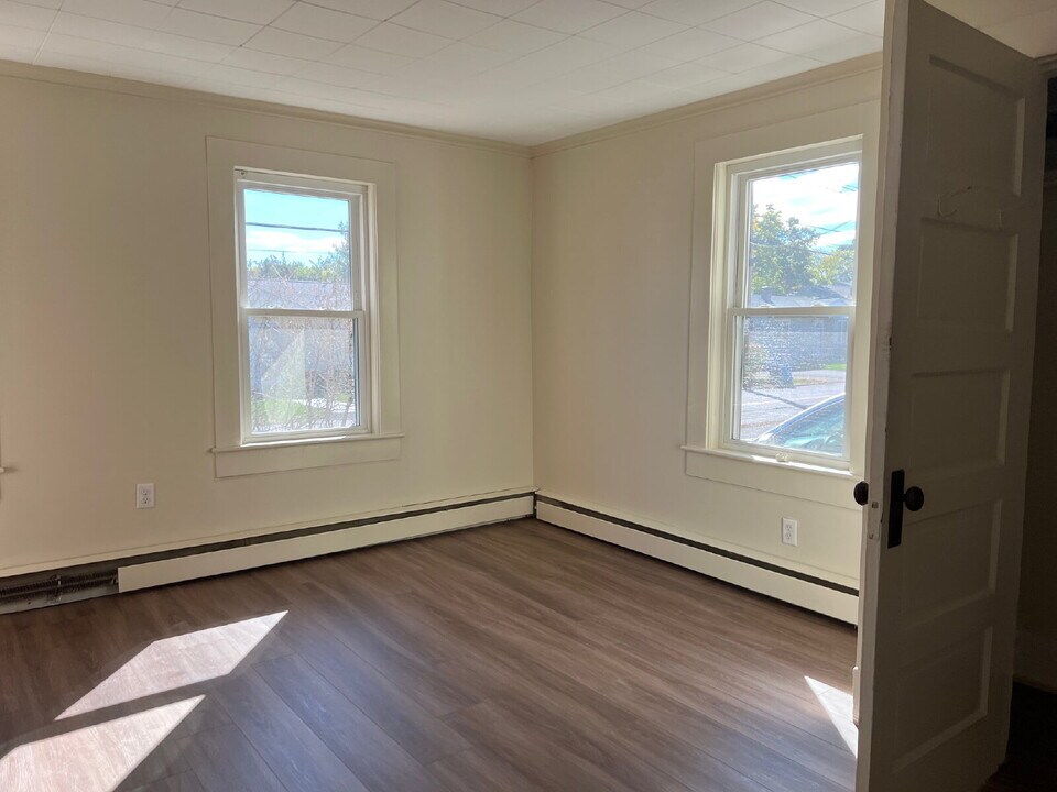 68 Nagle St in Nashua, NH - Building Photo