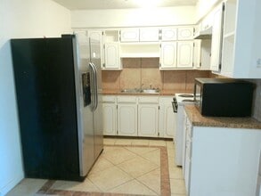 2701 Nemec St in Corpus Christi, TX - Building Photo - Building Photo
