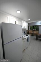 2237 Castle Rock Square in Reston, VA - Building Photo - Building Photo