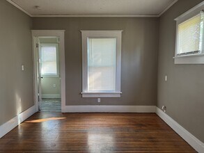 72 Hollister St in Rochester, NY - Building Photo - Building Photo