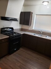 1522 N Sycamore St, Unit A in Santa Ana, CA - Building Photo - Building Photo