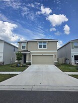 5288 Salt Marsh Rd in Wimauma, FL - Building Photo