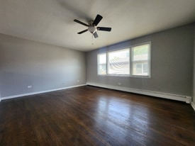 2067 135th Pl in Blue Island, IL - Building Photo