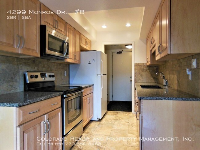 4299 Monroe Dr-Unit -#B in Boulder, CO - Building Photo - Building Photo