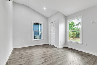 519 Lexington St in Dunedin, FL - Building Photo - Building Photo
