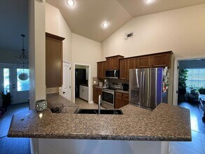 315 Egan Dr in Crestview, FL - Building Photo - Building Photo