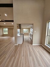 214 Oleander St in Lake Jackson, TX - Building Photo - Building Photo