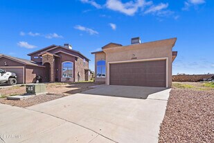 12000 Prairie Ridge St in El Paso, TX - Building Photo