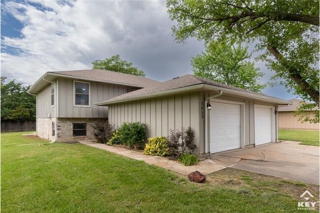 property at 3053 S Brandywine Rd