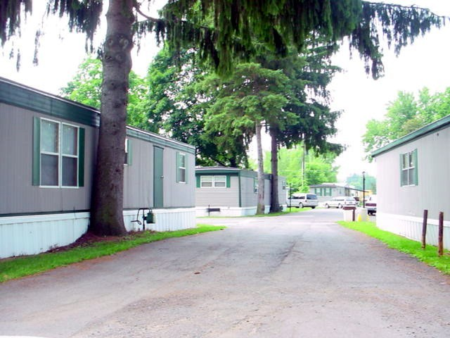 Evergreen Apartments in Binghamton, NY - Building Photo