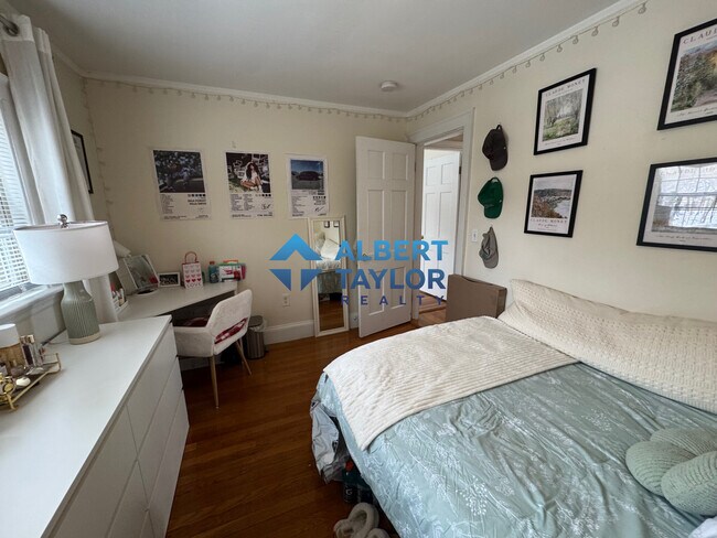 44 Greycliff Rd, Unit 1