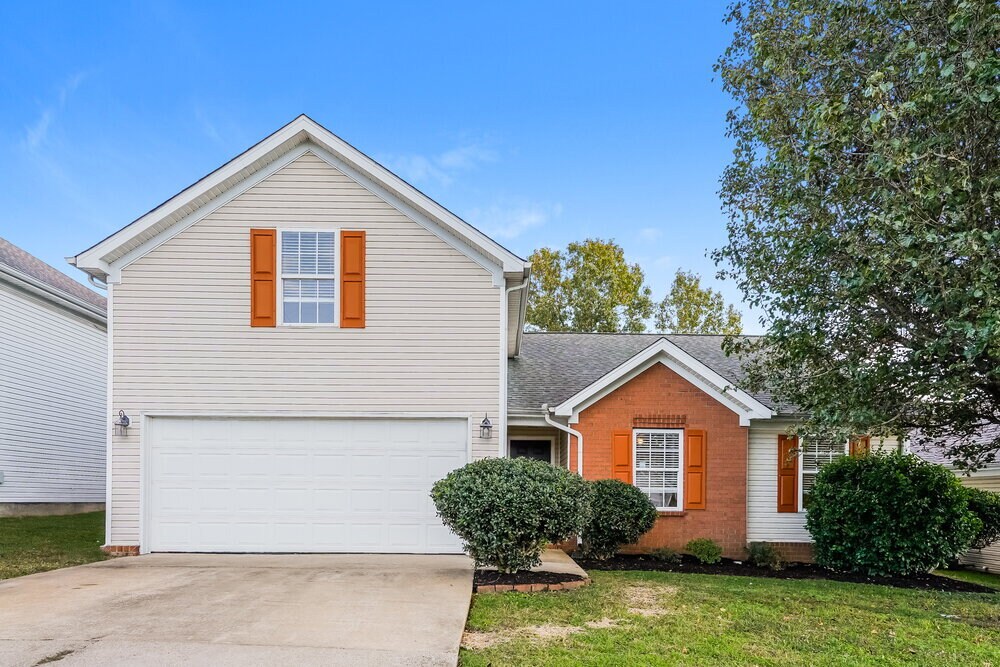 7405 E Winchester Dr in Nashville, TN - Foto de edificio