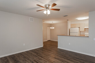 Not Available - Valencia Gardens Apartments in Wauchula, FL - Building Photo - Interior Photo