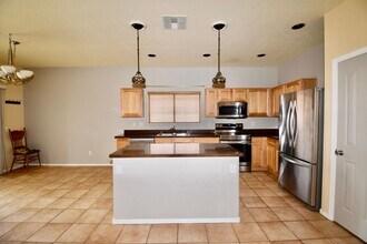 3759 E Orchid Ln in Gilbert, AZ - Building Photo - Building Photo