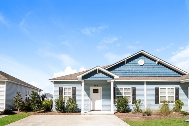 property at 183 Highlands Glen