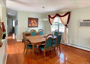 99 Ormond St in Hempstead, NY - Building Photo - Building Photo