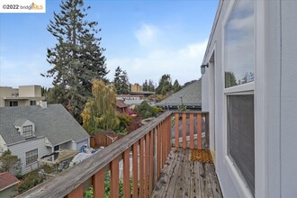 2544 Etna St, Unit In-law in Berkeley, CA - Building Photo - Building Photo