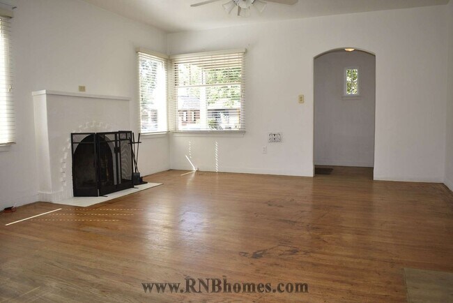 5072 7th Ave in Sacramento, CA - Building Photo - Building Photo