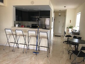 1130 11th St in Miami Beach, FL - Building Photo - Building Photo