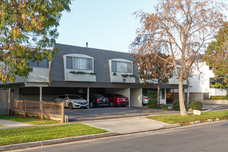 3655 Westwood in Los Angeles, CA - Building Photo - Primary Photo