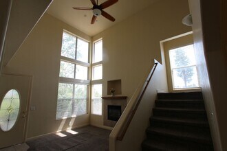 1300 E Makayla Way in Flagstaff, AZ - Building Photo - Building Photo