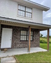 5157 Marla Dr in Panama City, FL - Building Photo