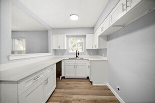 16415 Woodrow St in Channelview, TX - Building Photo