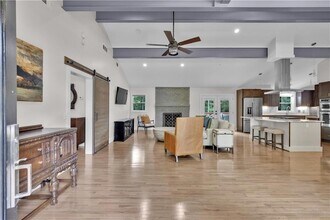 225 Jayne Ellen Way in Alpharetta, GA - Foto de edificio - Building Photo