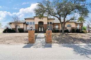 105 Covey Ridge Dr in Del Rio, TX - Building Photo
