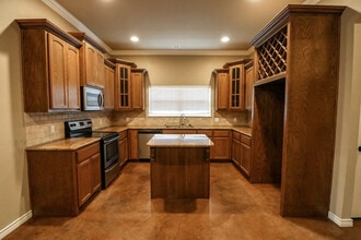 3032 Stallion Dr in Robinson, TX - Building Photo - Building Photo