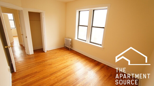 1550 N Kedzie Ave in Chicago, IL - Building Photo - Building Photo