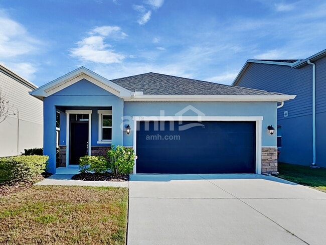 916 Walden Woods Dr