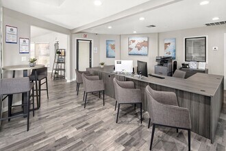 Jade Ridge Apartments in Phoenix, AZ - Building Photo - Building Photo