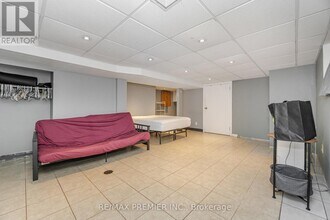 175 Hallam St in Toronto, ON - Building Photo - Building Photo