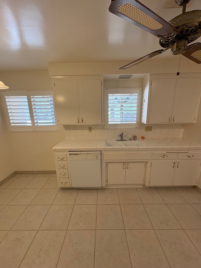 30862 Cole Grade Rd in Valley Center, CA - Building Photo - Building Photo