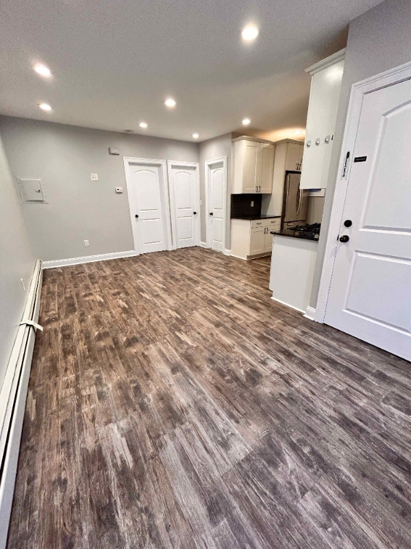 property at 405 Elizabeth Ave