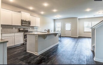 1621 Standing Stone Dr in Lebanon, TN - Building Photo - Building Photo
