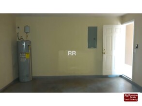 1231 SE 8th Terrace in Cape Coral, FL - Building Photo - Building Photo