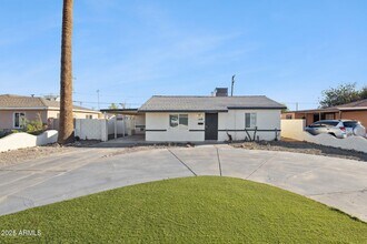 3331 E Oak St in Phoenix, AZ - Building Photo - Building Photo