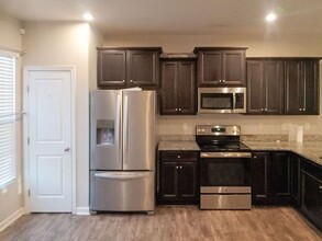 8955 Commons Townes Dr in Raleigh, NC - Building Photo - Building Photo