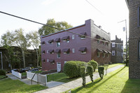 5858 Alderson Street in Pittsburgh, PA - Foto de edificio - Building Photo