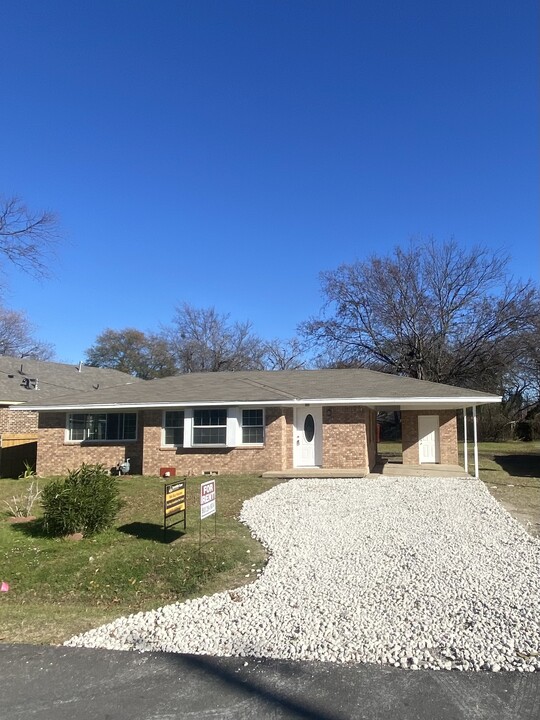 309 S Park St in Terrell, TX - Foto de edificio