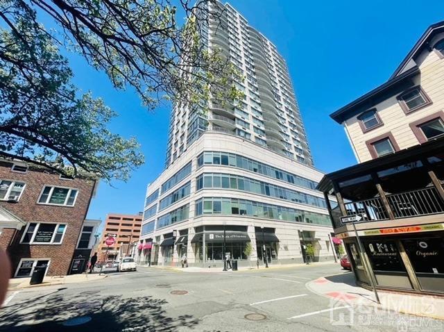 1 Spring St in New Brunswick, NJ - Building Photo - Building Photo