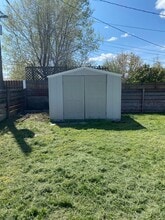 827 S Hawthorne Dr in Moses Lake, WA - Building Photo - Building Photo
