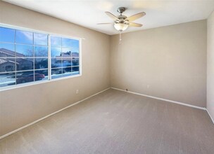 12196 Nugget Ave in Victorville, CA - Foto de edificio - Building Photo